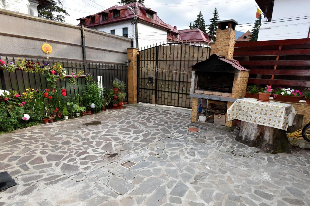 Casa Tudor Buşteni Exteriör bild